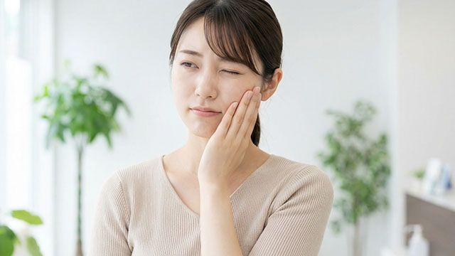 女性